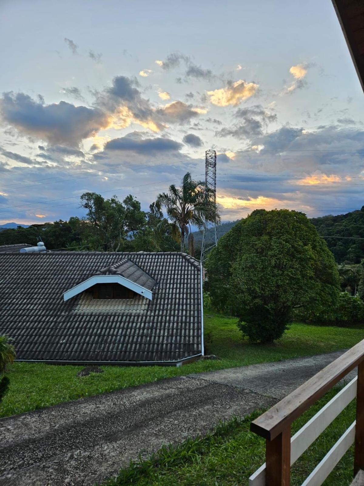 Chale Amanhecer Hotell Santo Antônio do Pinhal Exteriör bild